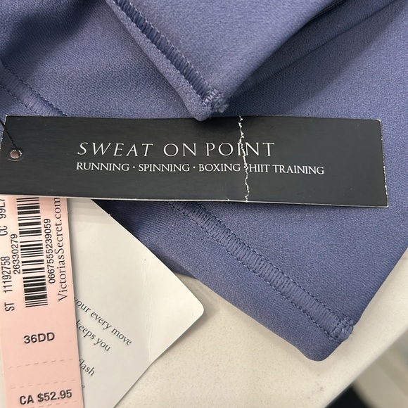 NWT Victoria’s Secret sport bra - Picture 9 of 9